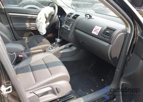 2009 Volkswagen Jetta Se/Sel from USA, damaged, VIN 3VWRZ71K29M078499